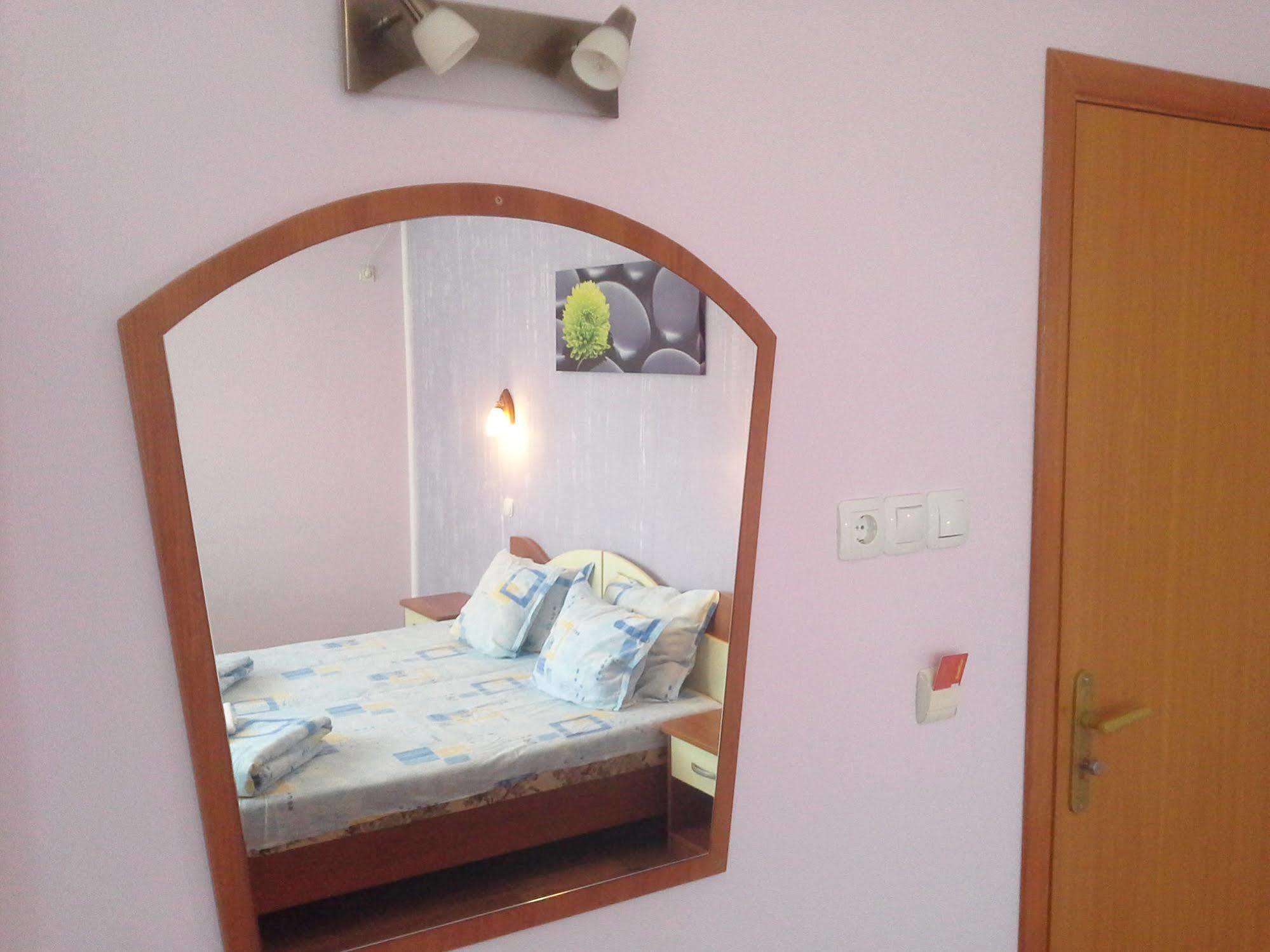 Aquamarine Hotel Sozopol Exterior foto